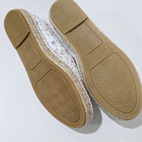 Viscata Floral Espadrilles - Picture 5 of 6